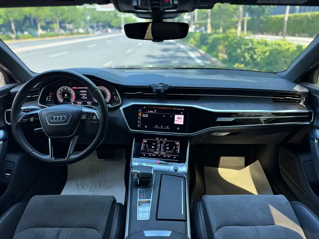 Audi A6L 2023 — фото 10