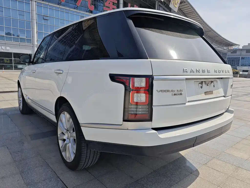 Land Rover Range Rover 2015 — фото 4