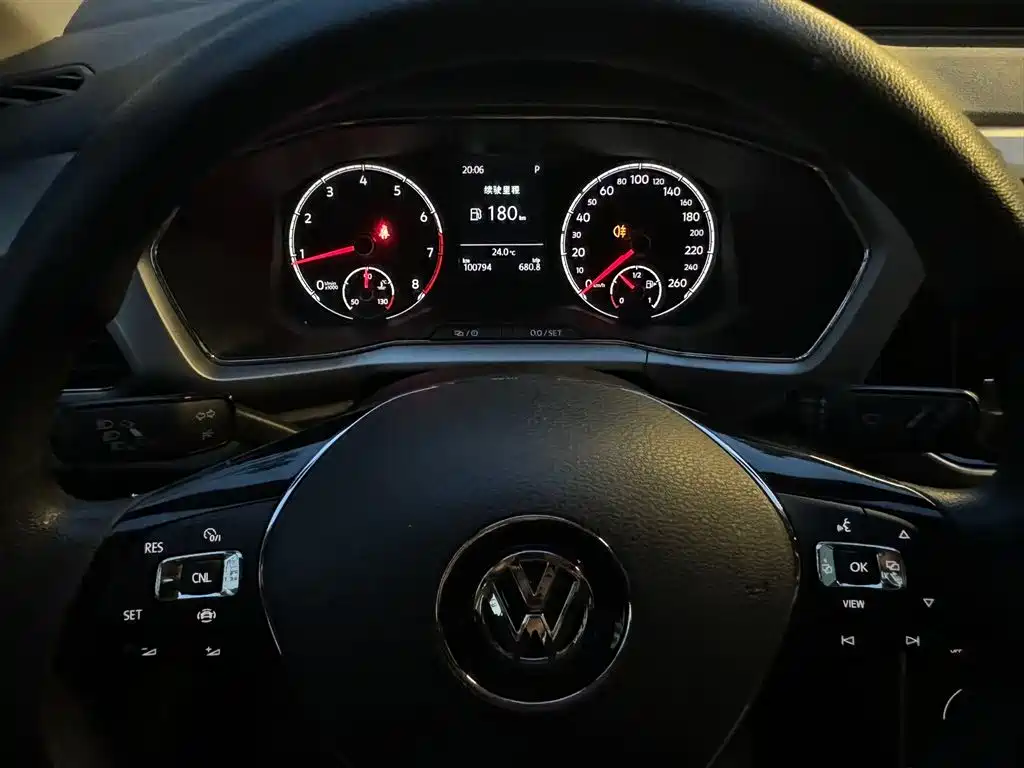 Volkswagen T-Cross 2020 — фото 9