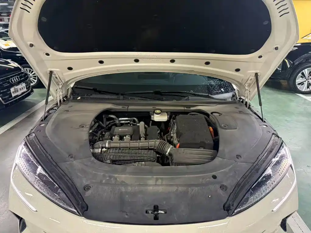 BYD Seal 07 DM-i 2025 — фото 11
