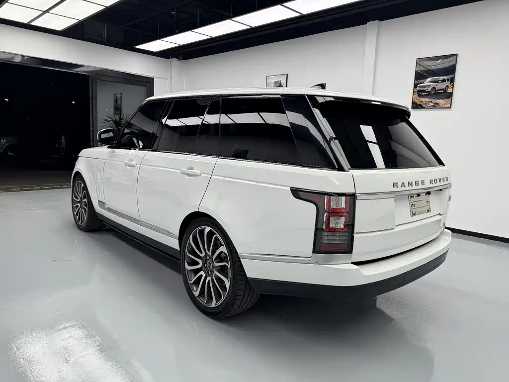 Land Rover Range Rover 2018 — фото 6