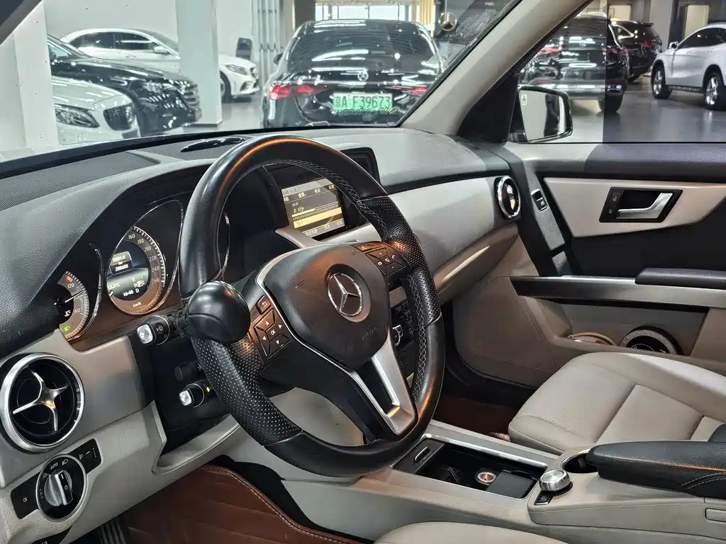 Mercedes-Benz GLK-Class 2014 — фото 11
