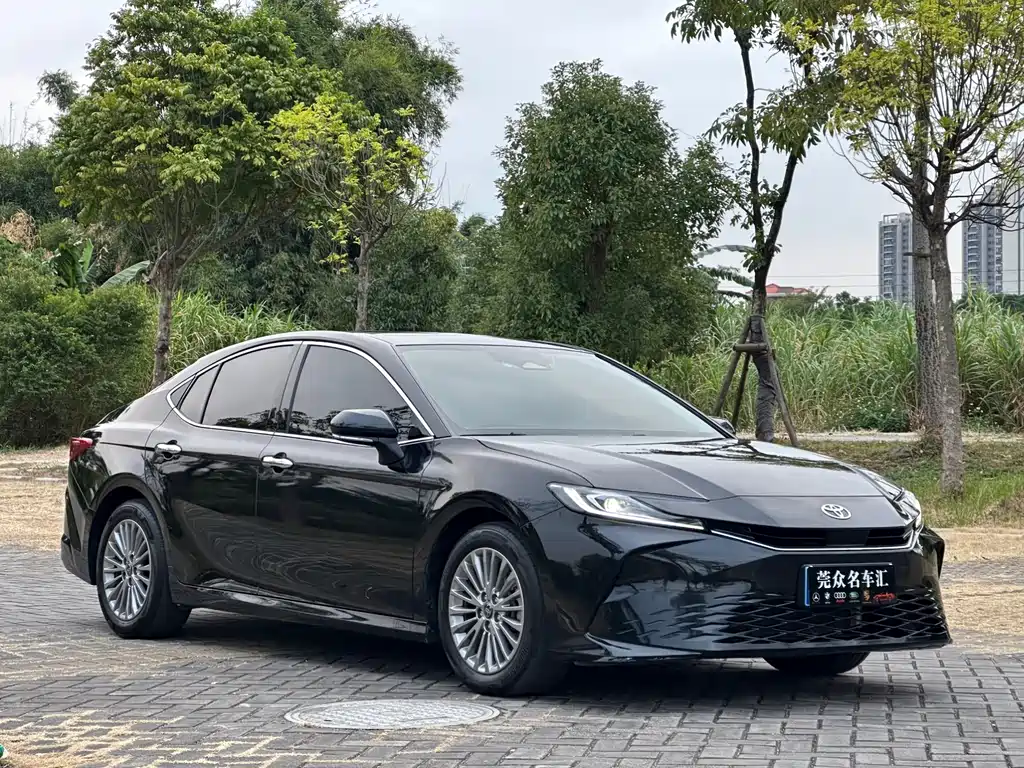 Toyota Camry 2024