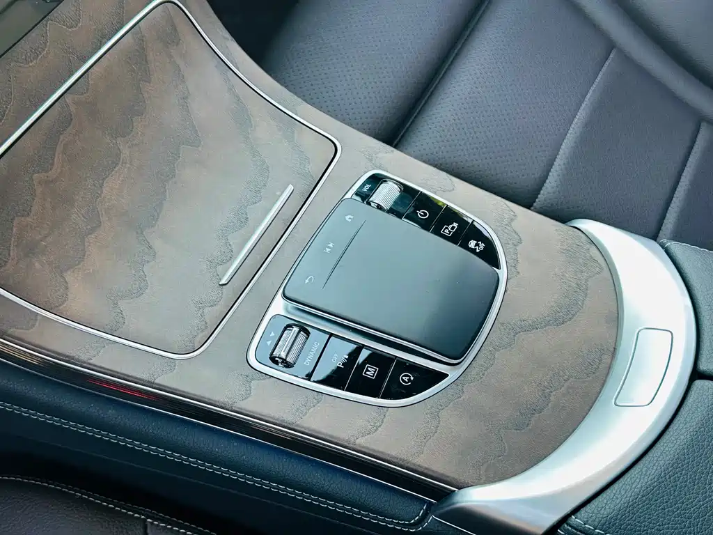 Mercedes-Benz GLC 2022 — фото 13