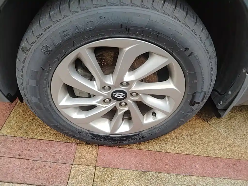 Hyundai Tucson 2016 — фото 25