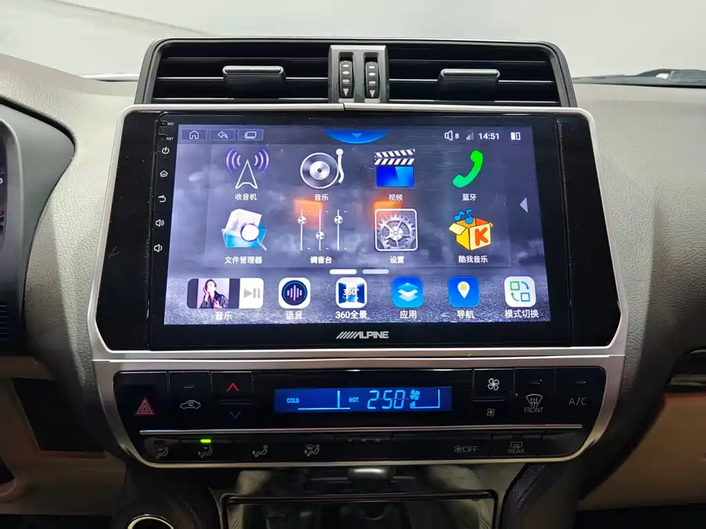 Toyota Prado 2019 — фото 13