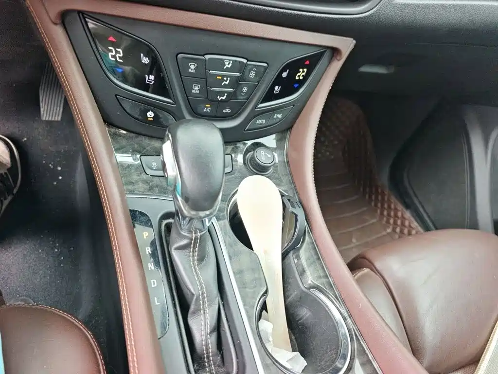 Buick Envision Plus 2015 — фото 7