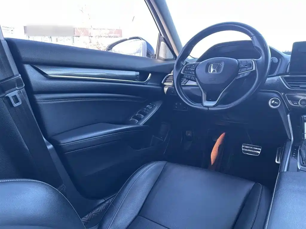 Honda Accord 2022 — фото 15