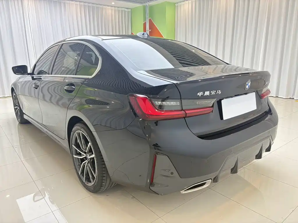 BMW 3 Series 2023