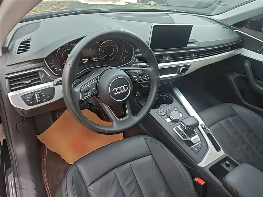 Audi A4L 2020 — фото 10