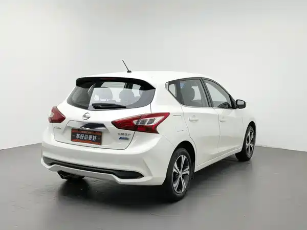Nissan Tiida 2020