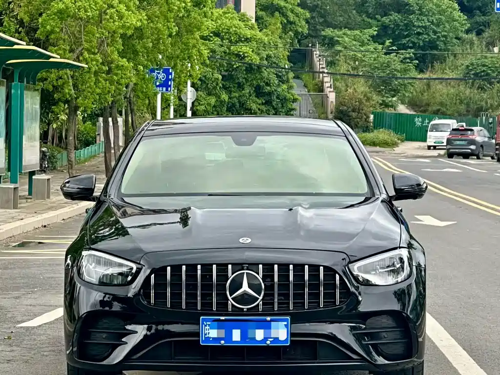 Mercedes-Benz E-Class 2022 — фото 2