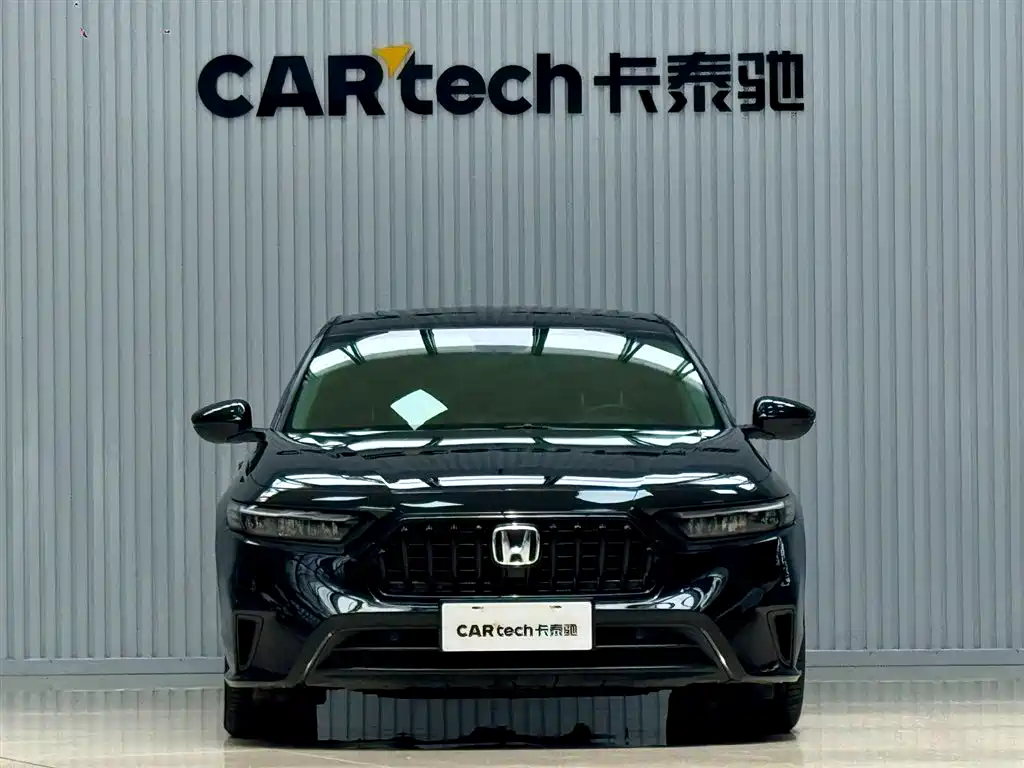 Honda Inspire 2025 — фото 2