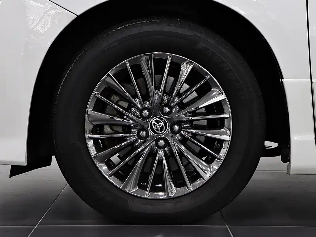 Toyota Vellfire 2020 — фото 8