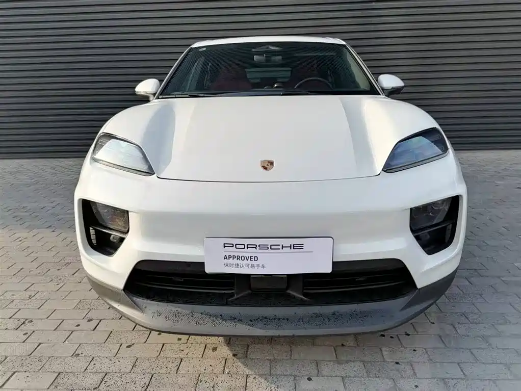 Porsche Macan EV 2025 — фото 15