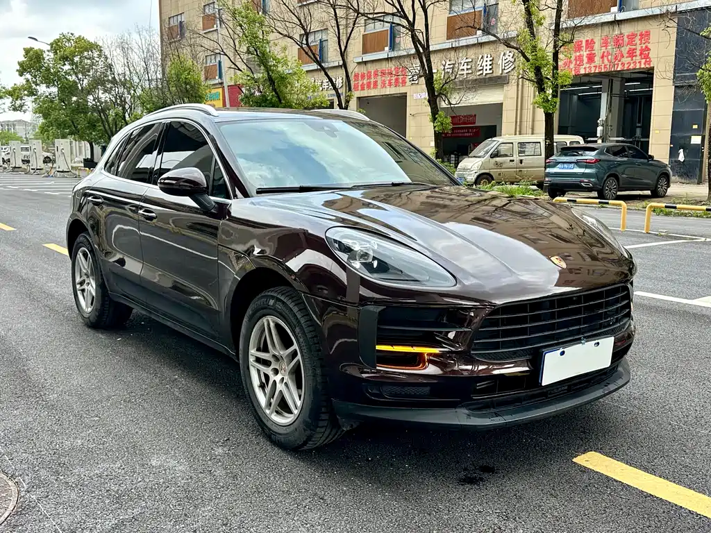 Porsche Macan 2020 — фото 2