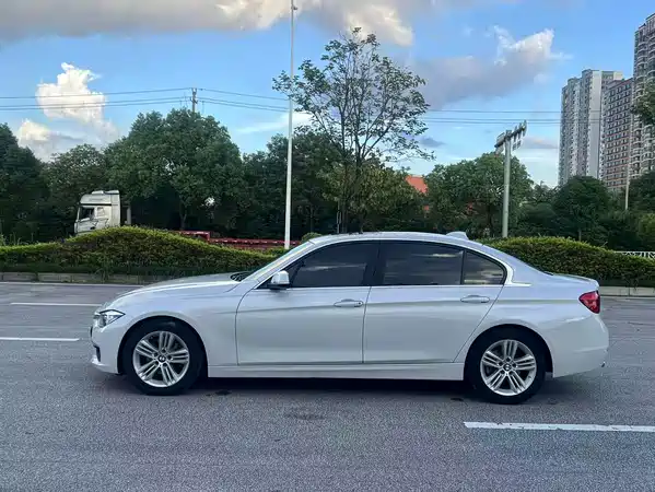 BMW 3 Series 2016
