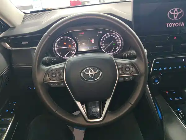 Toyota Harrier 2022