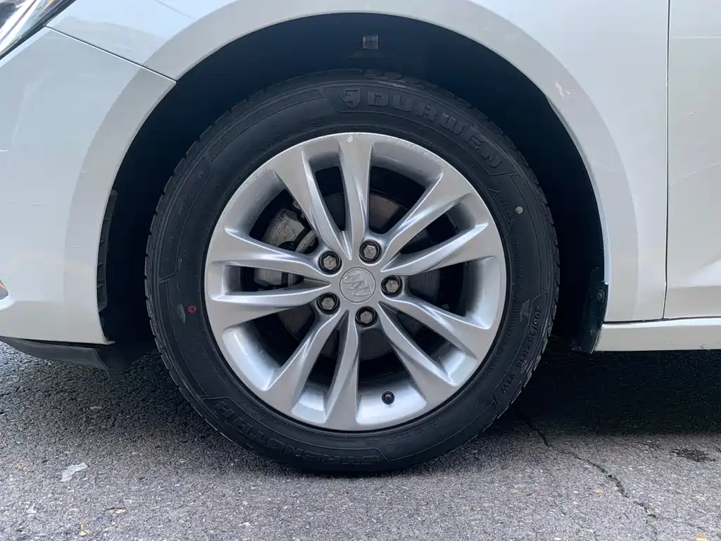 Buick Verano 2018 — фото 20