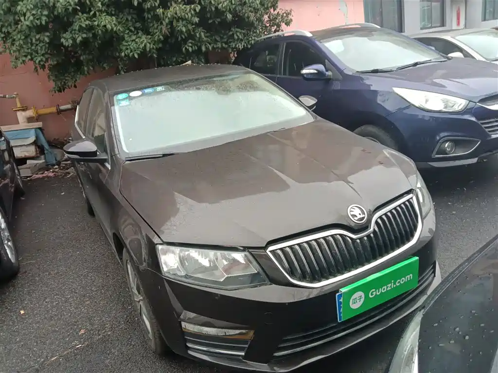 Skoda Octavia 2017 — фото 22