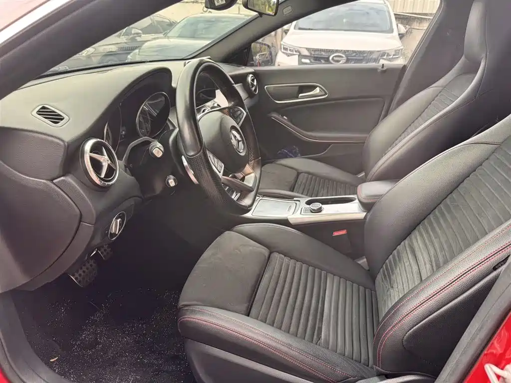Mercedes-Benz CLA 2016 — фото 11