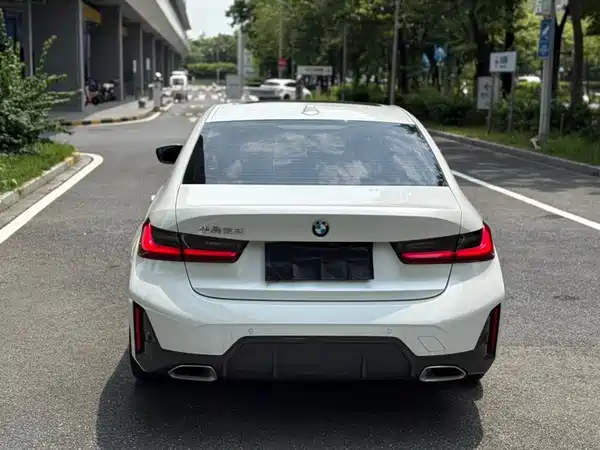 BMW 3 Series 2023