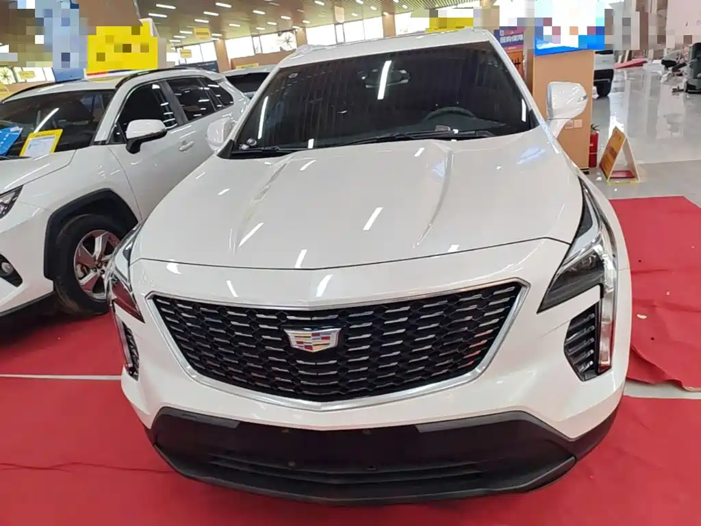 Cadillac XT4 2021 — фото 3