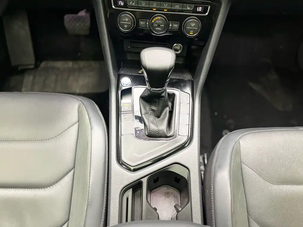 Volkswagen Tiguan L 2019 — фото 19