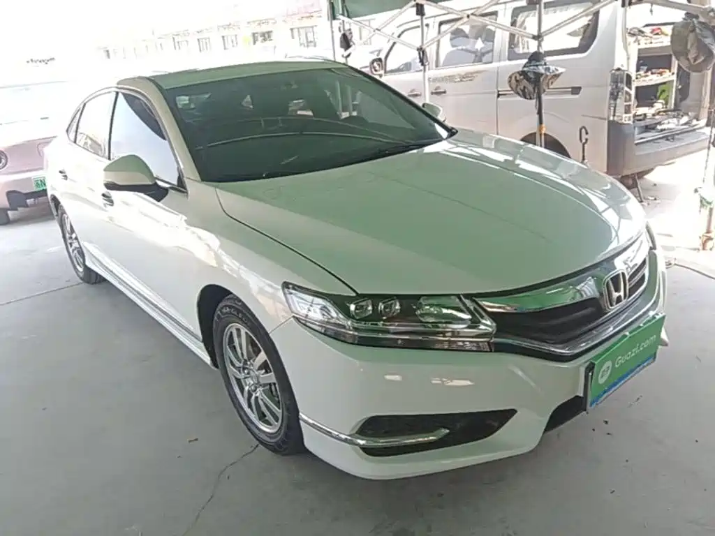 Honda Spirior 2017 — фото 22