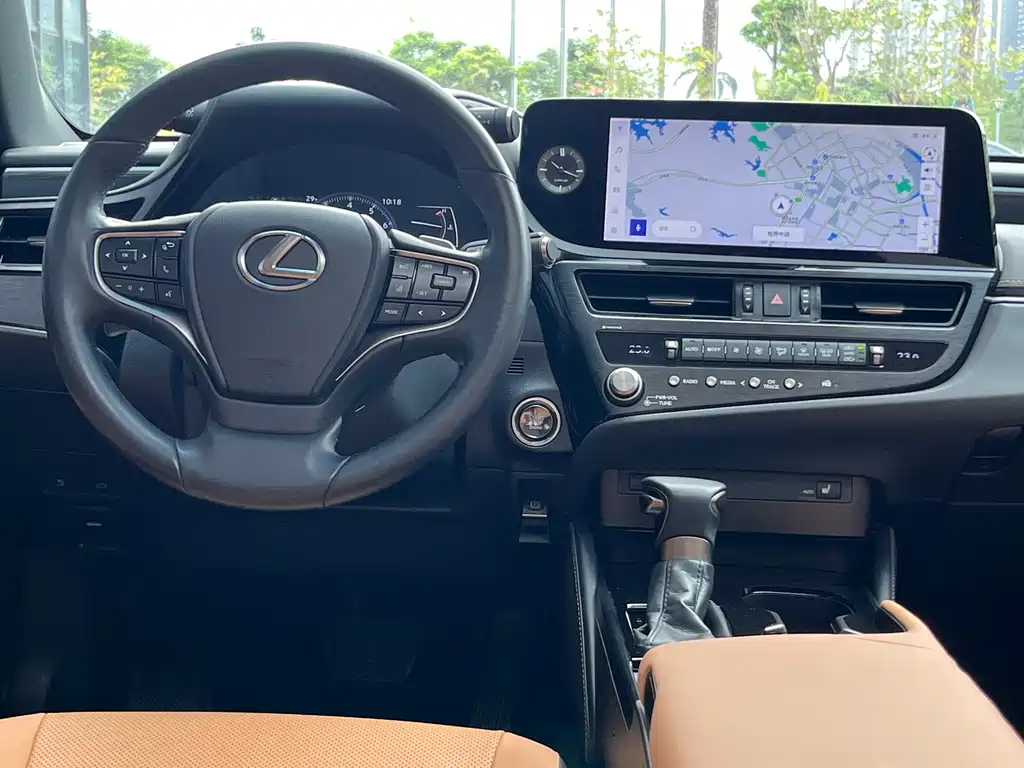 Lexus ES 2024 — фото 11