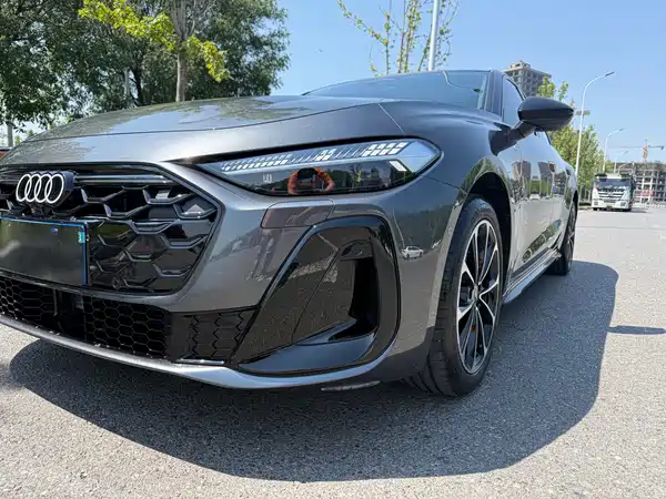 Audi A5L 2025