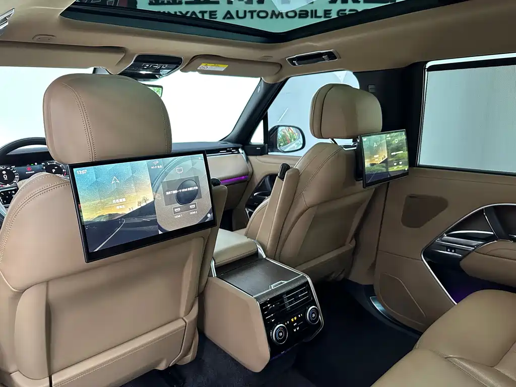 Land Rover Range Rover 2024 — фото 20