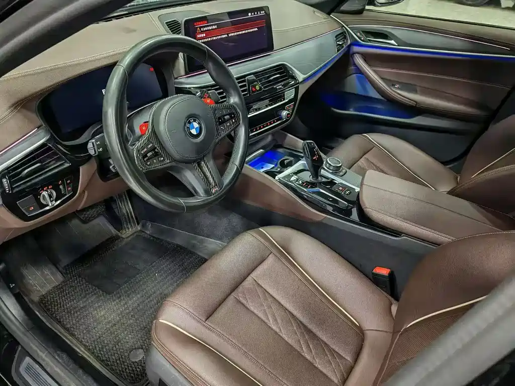 BMW 5 Series 2022 — фото 2