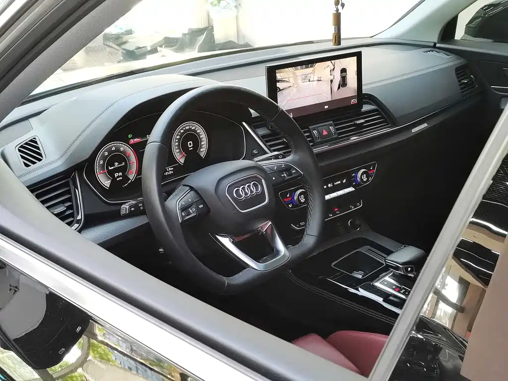 Audi Q5L 2022 — фото 10