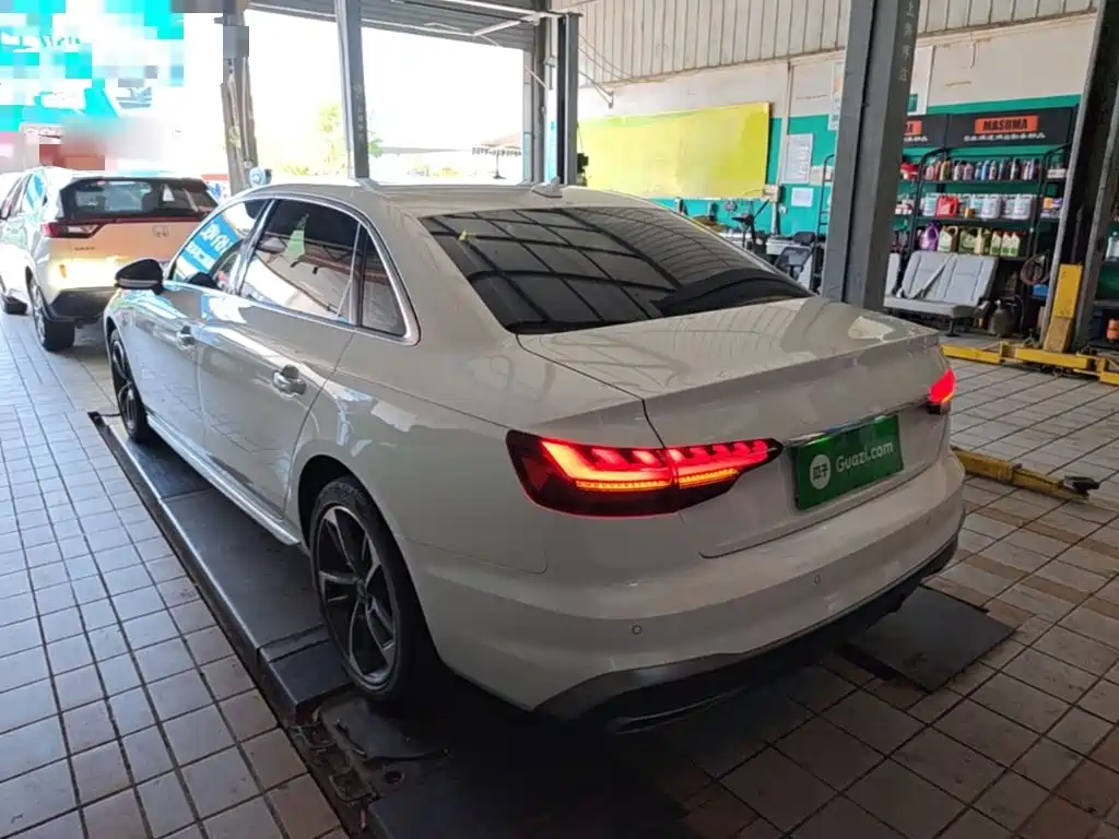 Audi A4L 2022