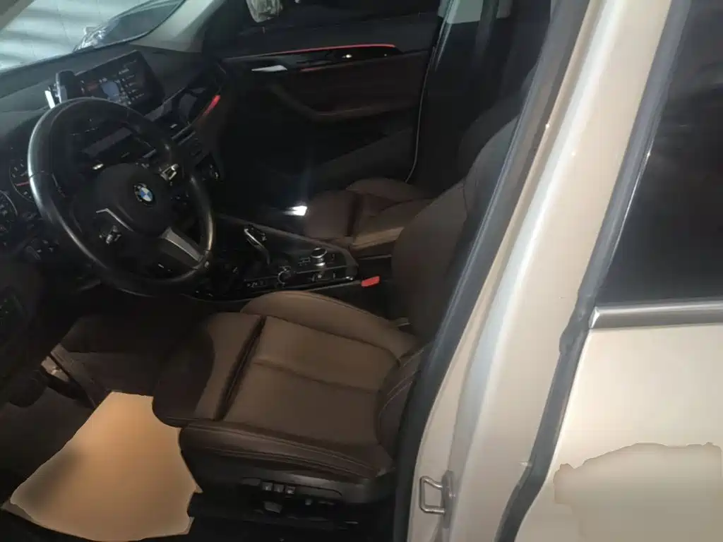 BMW X1 2020 — фото 15