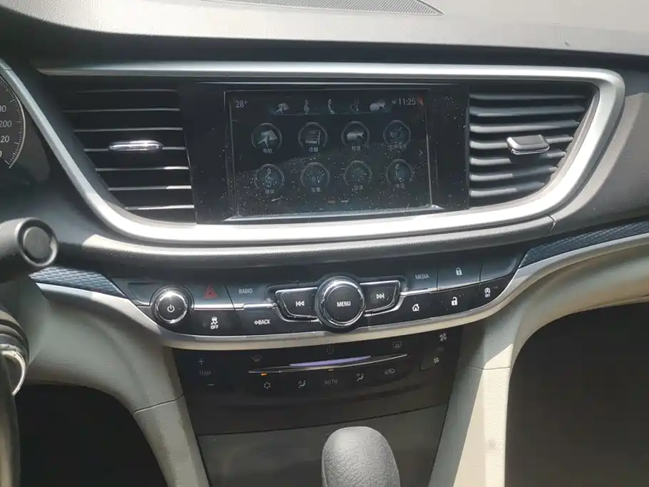 Buick Excelle GT 2019 — фото 13