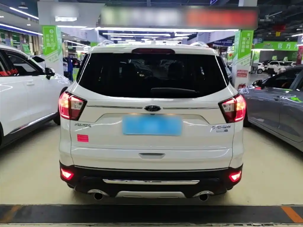 Ford Kuga 2017 — фото 6