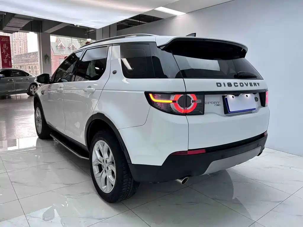 Land Rover Discovery Sport 2019 — фото 5