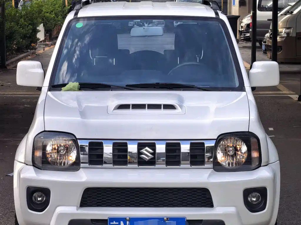 Suzuki Jimny 2018 — фото 2