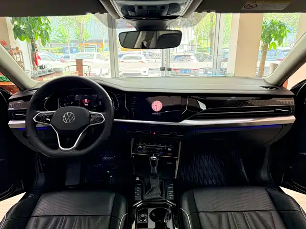 Volkswagen Passat 2022