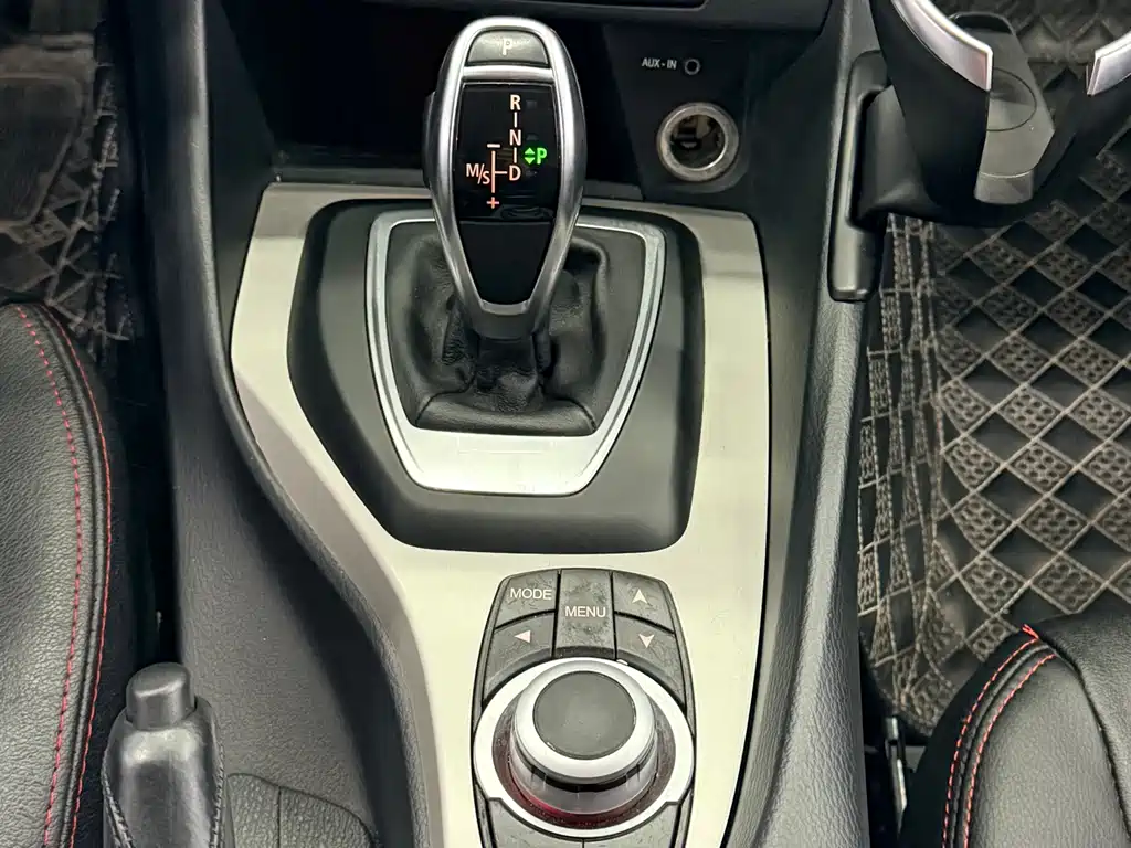 BMW X1 2014 — фото 17