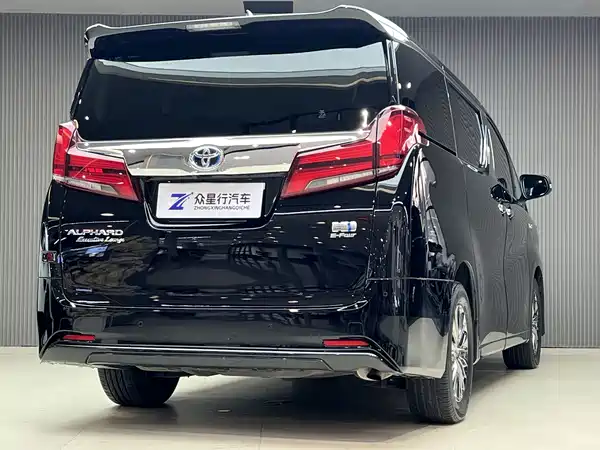 Toyota Alphard 2023