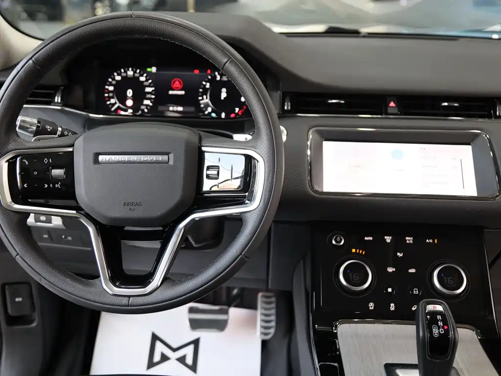 Land Rover Evoque 2021 — фото 10