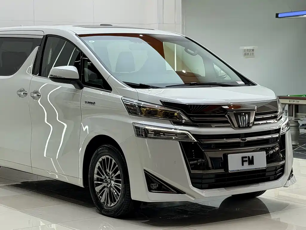 Toyota Vellfire 2022 — фото 4