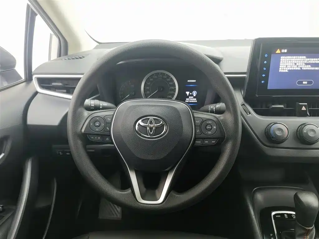 Toyota Corolla 2021 — фото 11