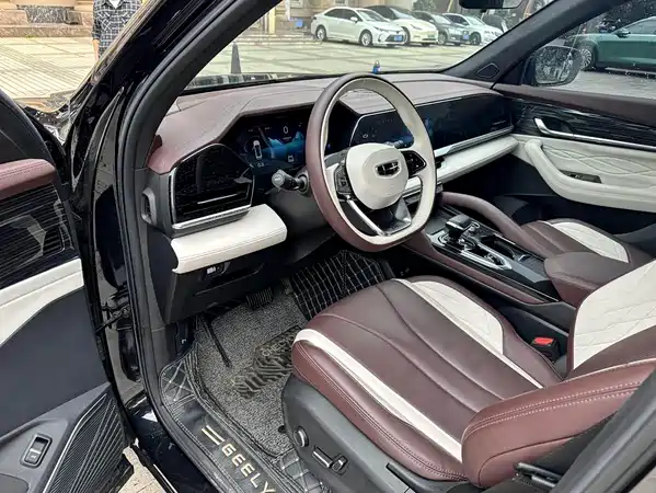 Geely Xingyue L 2022
