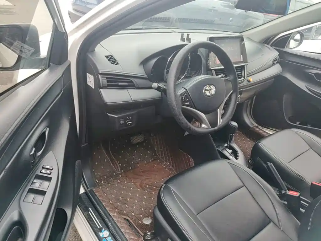 Toyota Vios FS 2022 — фото 23