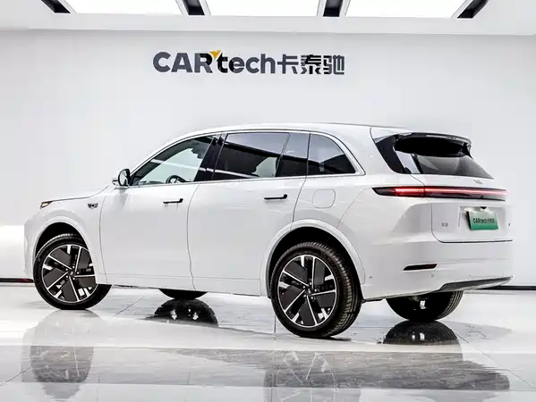Li Auto L7 2025