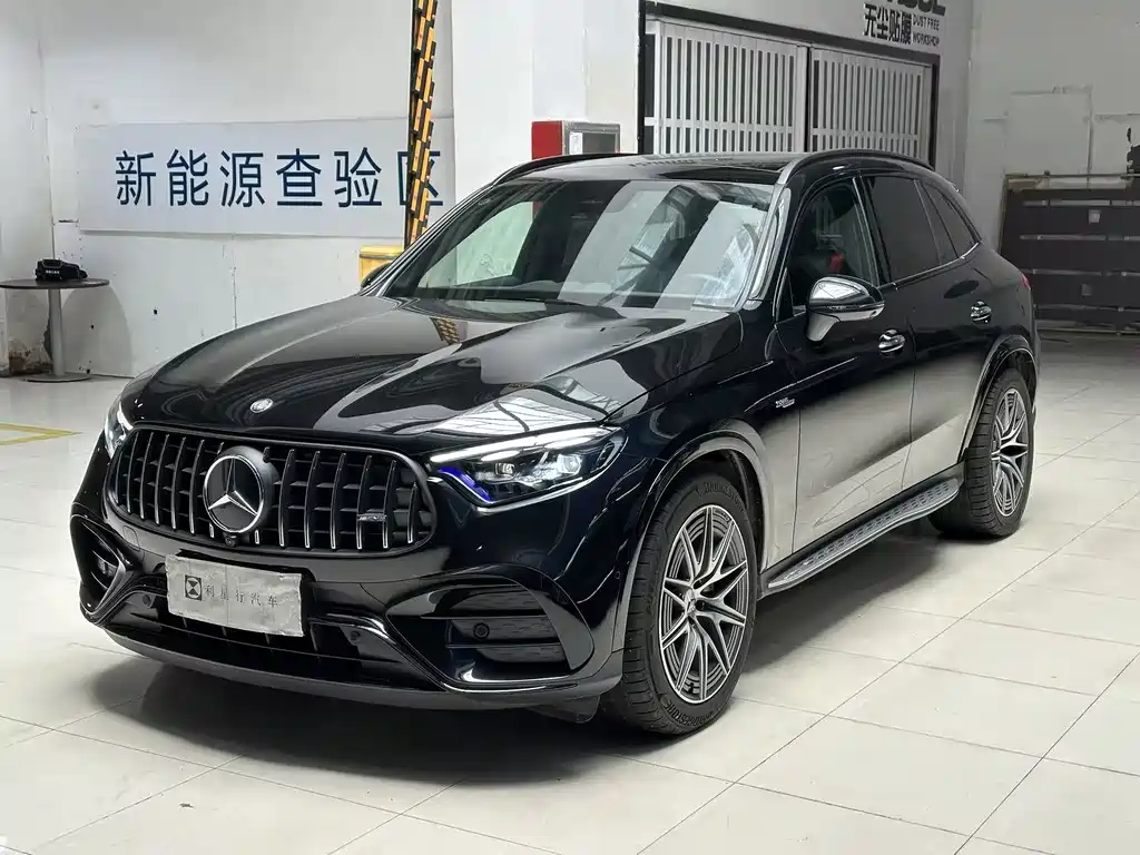 Mercedes-Benz GLC AMG 2025